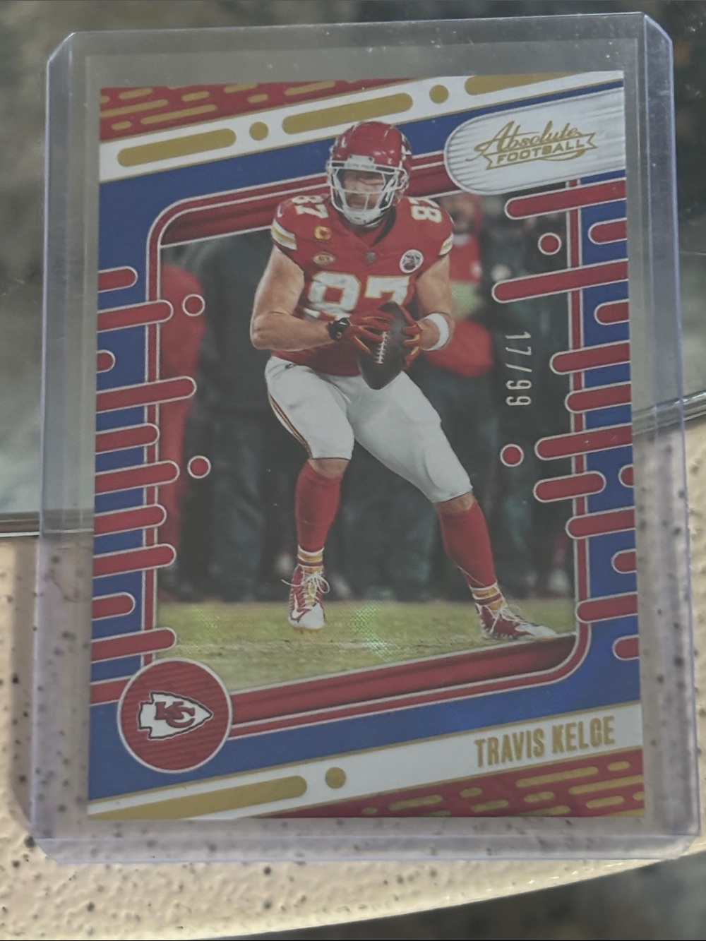 Travis Kelce/99 panini absolute